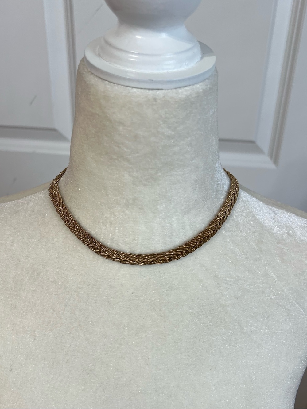 Woven Chain Collar Necklace in Warm Gold Tone